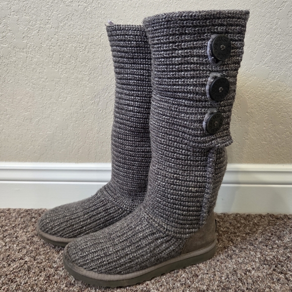 UGG Shoes - Uggs Women's Knit Button-Accent Tall Boots - Size 8